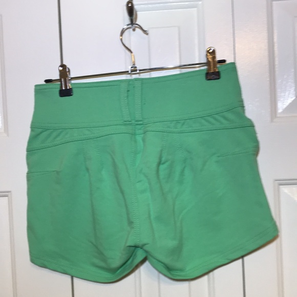 ☀️NWT Roma Collection Ladies Shorts 13.5” waist - runs small Tag L but fits M - Picture 2 of 7